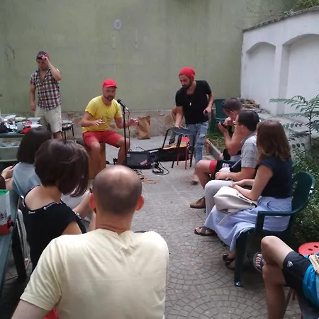 Gagarin House Hostel Warna
